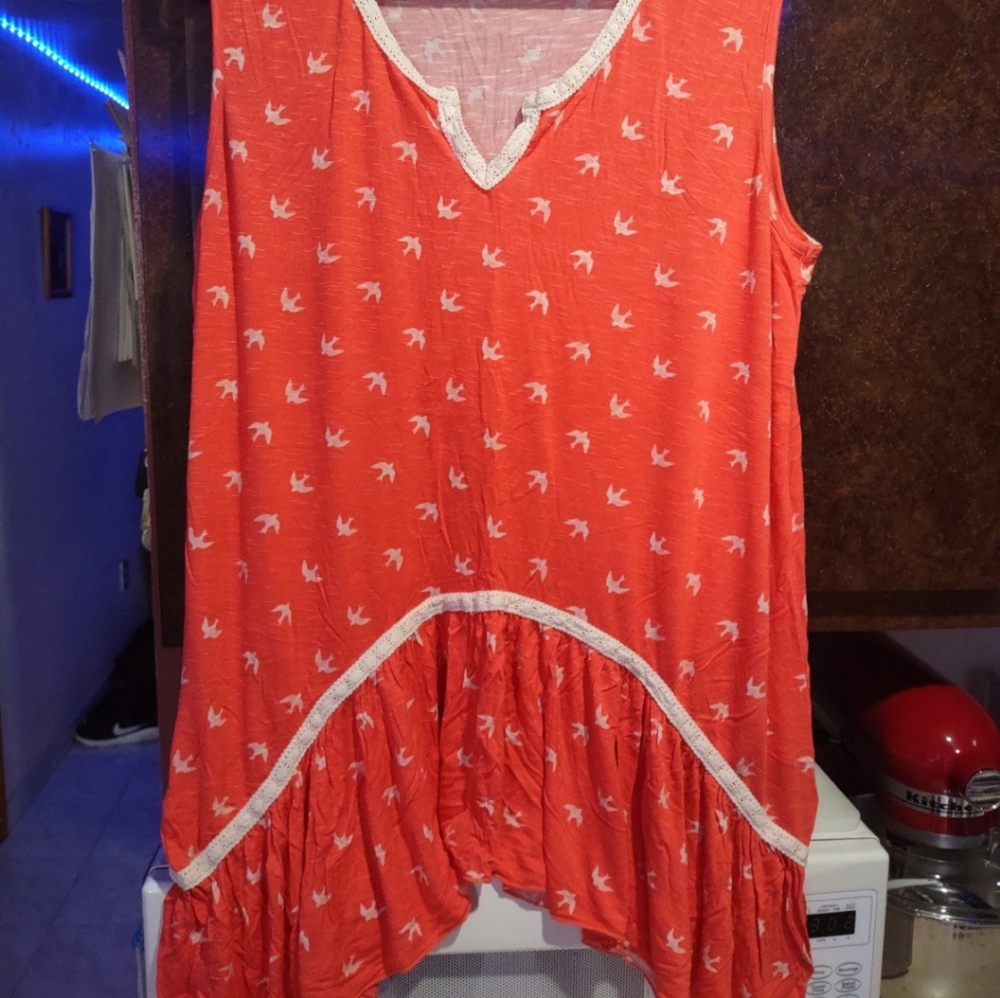 Max jeans sleeveless SharkBite shirt